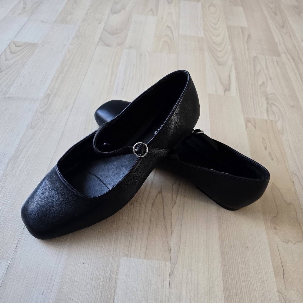 Elegant Black Women's Mary Jane Flats